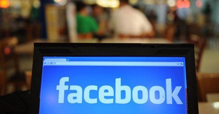 Facebook LinkedIn'e Rakip Oluyor