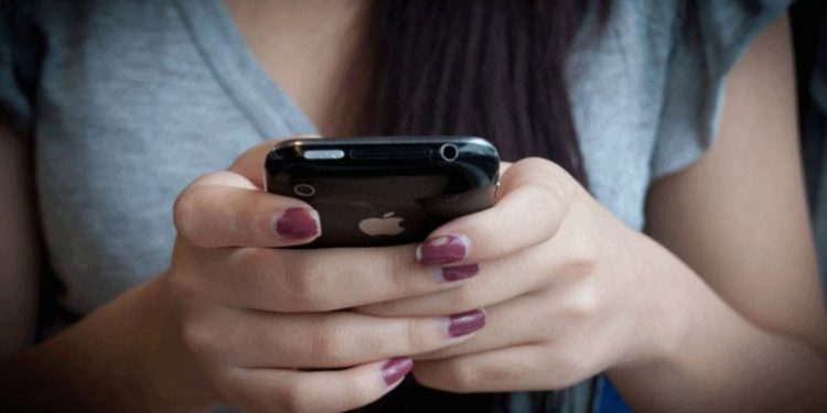 Kendinizi Çevrimiçi Tehlikelerden Korumanın 6 Yolu