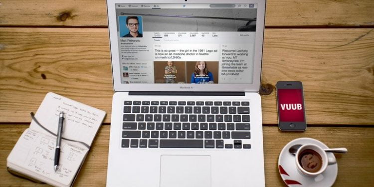 Twitter, Facebook'a Oldukça Benzeyen Büyük Profil Değişimini Test Ediyor
