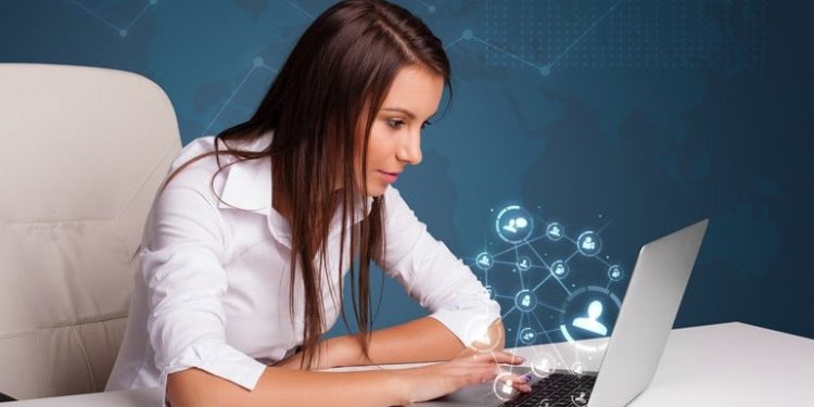 Sosyal Medya’nın Arkasındaki Gizli Güç: Kadınlar